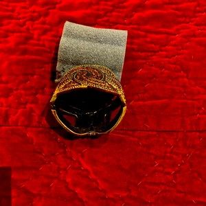 Beautiful clasp bracelet